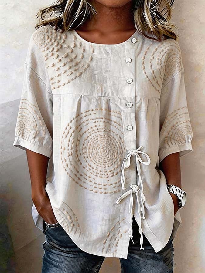 Blusa Celia — Lino Bordado con Detalle de Lazo