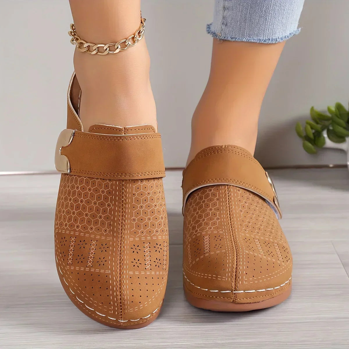 Sandalias de cuña Chic Caprielle