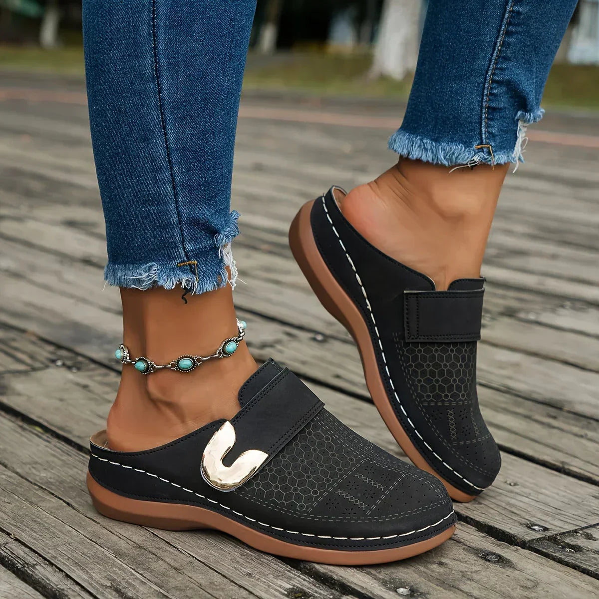 Sandalias de cuña Chic Caprielle