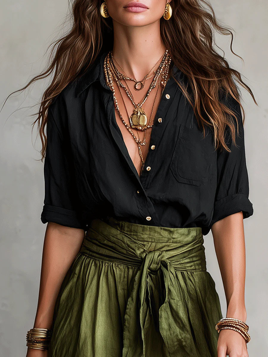 Elena™ | Conjunto de dos piezas: camiseta negra y falda midi verde oliva